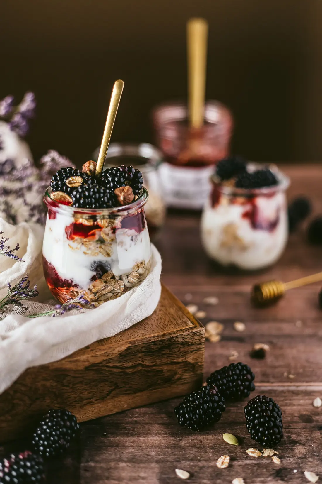 Blackberry protein overnight oats