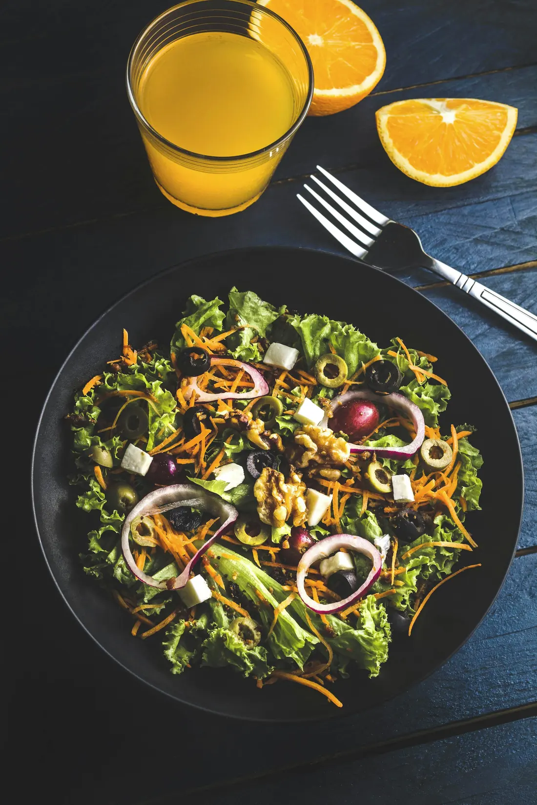 Walnut, olive & feta crunch salad